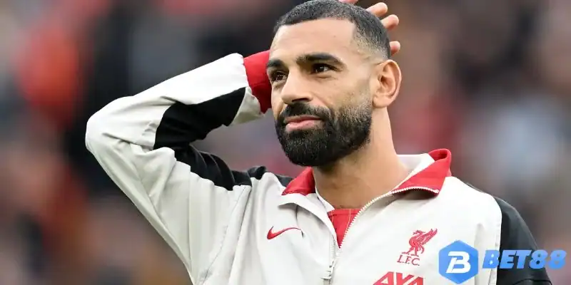 Mohamed Salah đang là đầu tàu của Liverpool bất chấp nhiều tin đồn ra đi